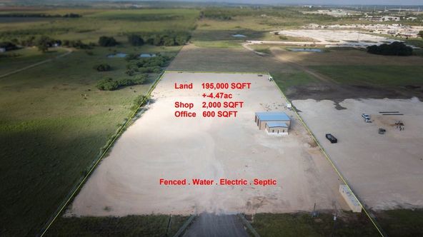 910 York Creek Rd, New Braunfels, TX 78130